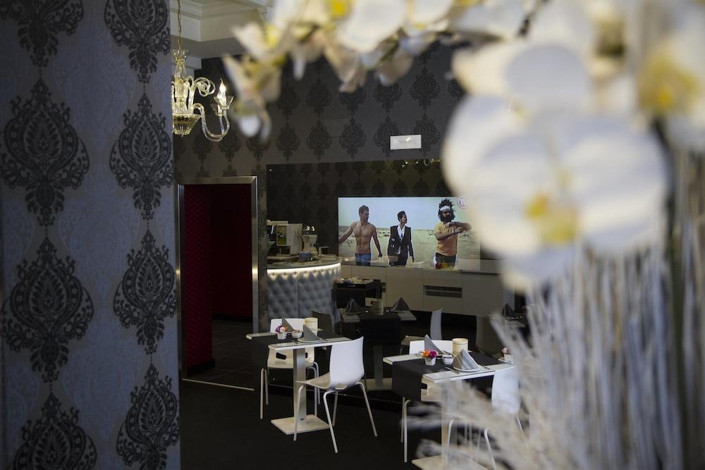 Kleopatra Design Hotel Napels Buitenkant foto