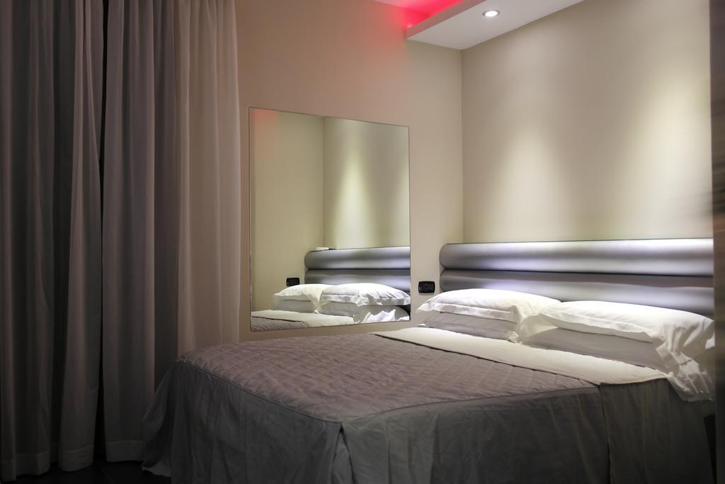 Kleopatra Design Hotel Napels Buitenkant foto