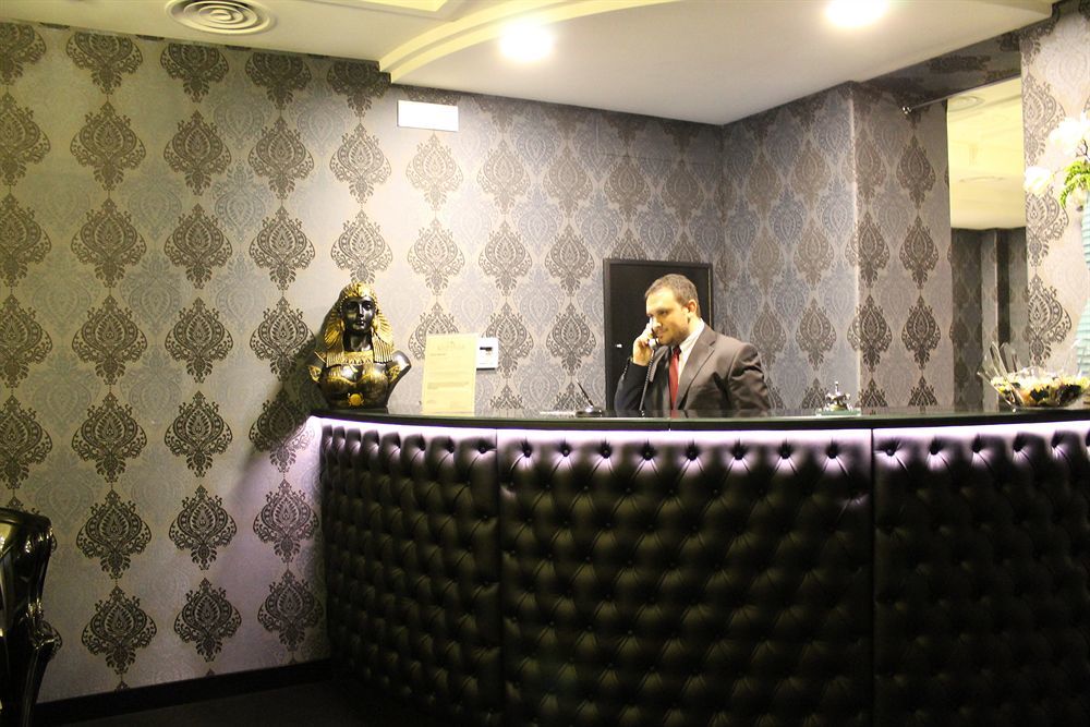 Kleopatra Design Hotel Napels Buitenkant foto