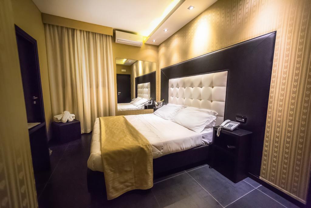 Kleopatra Design Hotel Napels Buitenkant foto